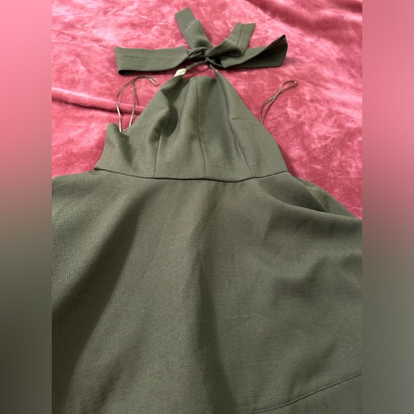 Luxxel Bow halter skater mini dress - Picture 4 of 7